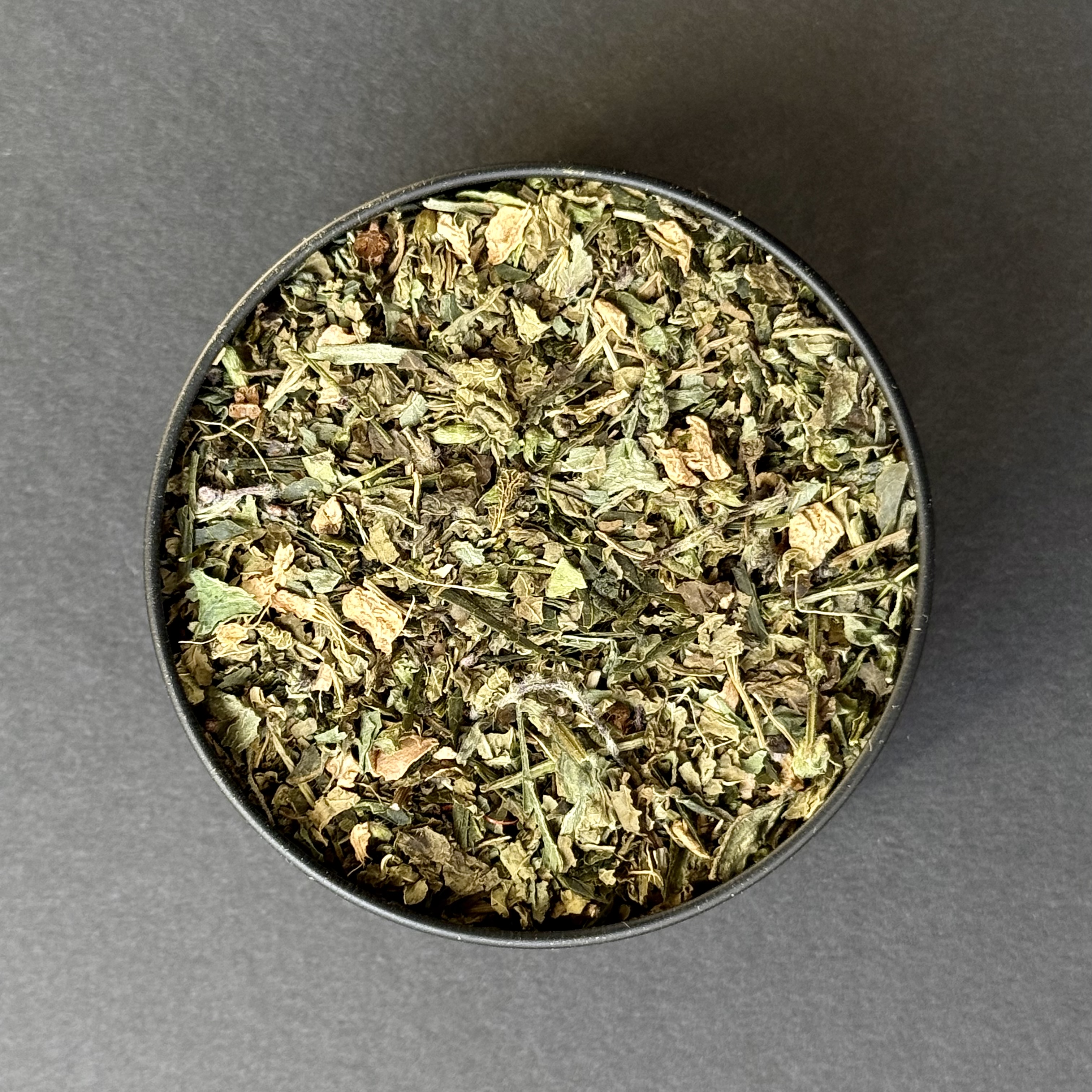 Close view of the actual Sovereign Standard loose-leaf tea blend